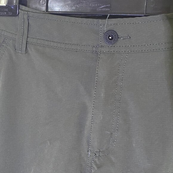 Sierra Designs Men's Green Cargo Shorts - Picture 3 of 5